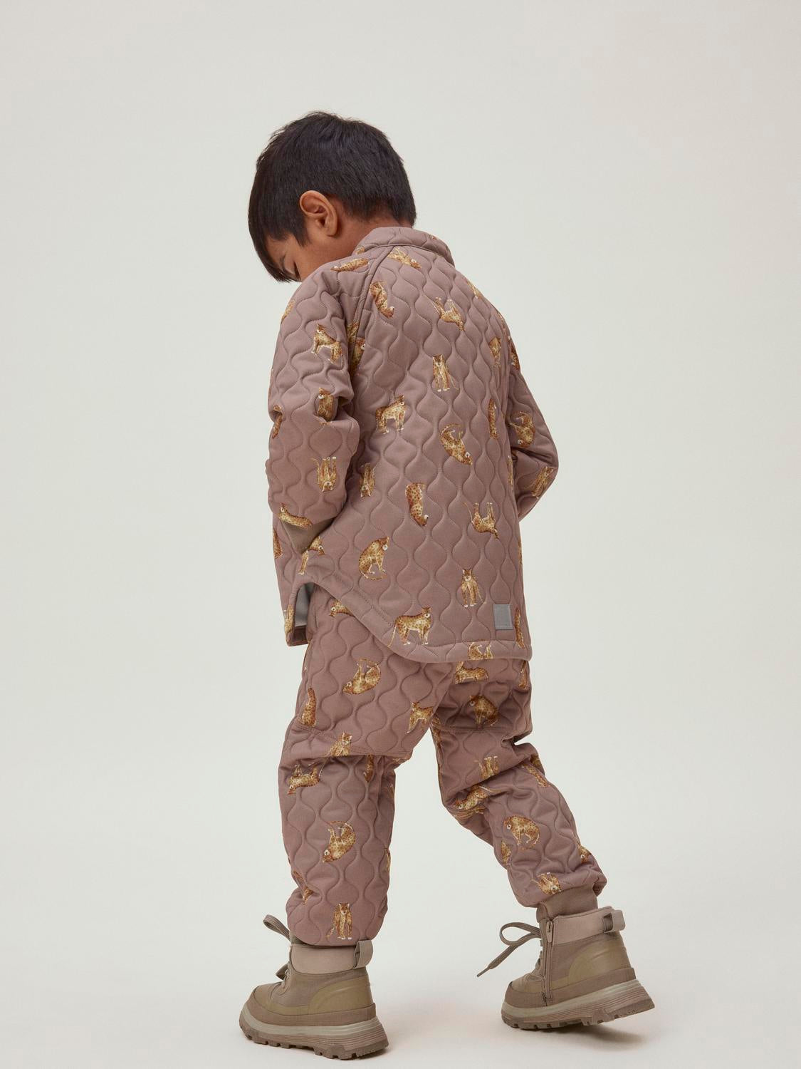 model_shot-detail